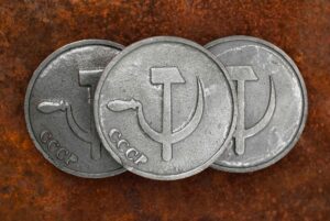 Камень для бани «Серп и молот» D-120 мм