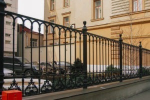 Ограждение территории. Романов пер. Москва